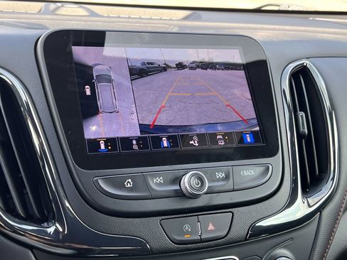 Used 2022 Chevrolet Equinox RS w/ RS Leather Package image 33