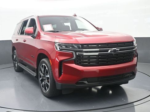 Used 2022 Chevrolet Tahoe RST w/ Sport Performance Package RWD image 9