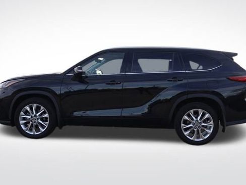 Used 2020 Toyota Highlander Limited image 9