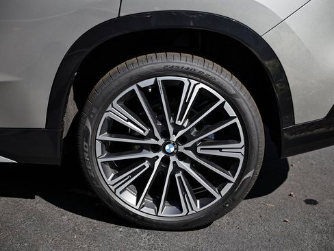 New 2026 BMW X1 xDrive28i w/ Convenience Package image 11