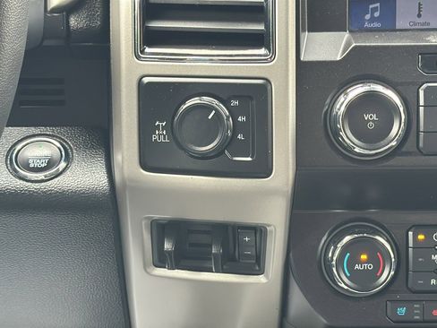 Used 2019 Ford F250 Lariat w/ Lariat Ultimate Package image 24