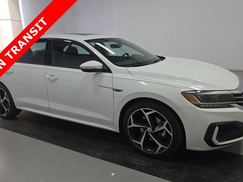 Used 2022 Volkswagen Passat 2.0T R-Line FWD image 3