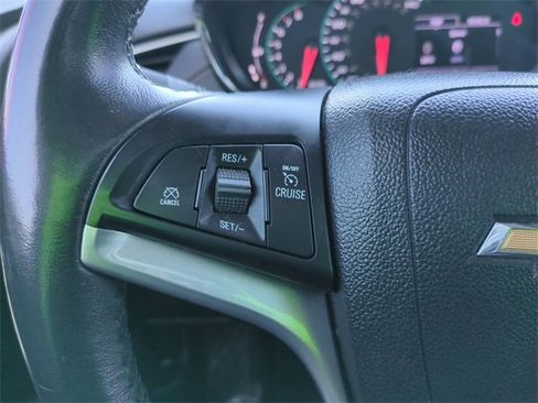 Used 2020 Chevrolet Trax LT w/ Redline Edition image 28