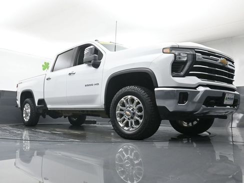 Certified 2025 Chevrolet Silverado 2500 LTZ image 25