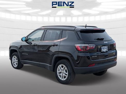 Used 2018 Jeep Compass Sport w/ Cold Weather Group AWD/4WD image 5