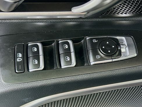 Used 2025 Kia Telluride S FWD image 15