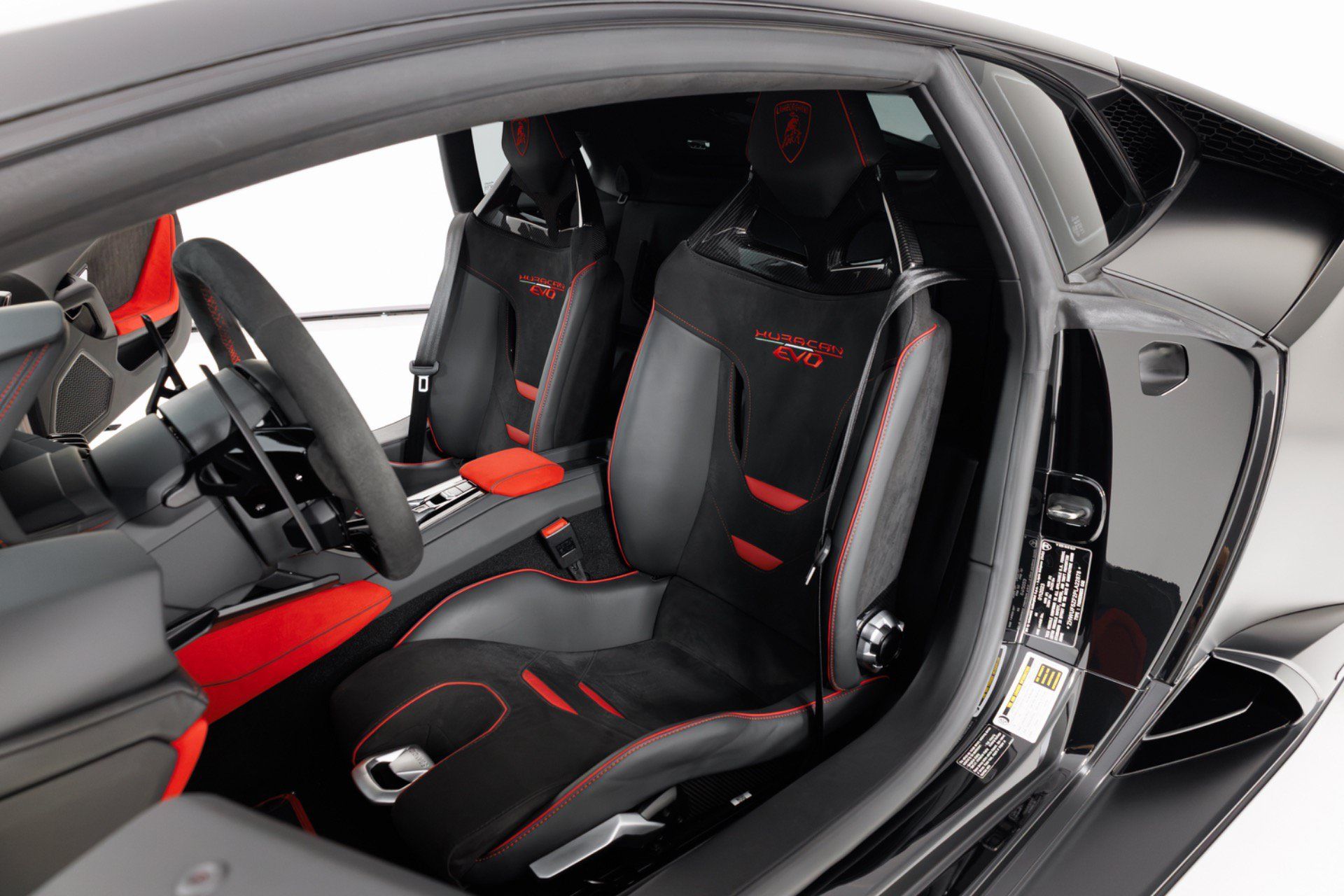 Used 2023 Lamborghini Huracan EVO RWD image 16
