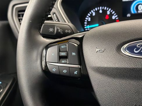 Used 2022 Ford Escape SEL image 22