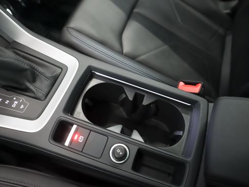 Certified 2024 Audi Q3 2.0T Premium Plus w/ Premium Plus Package image 23