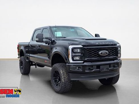 New 2026 Ford F250 XLT w/ XLT Premium Package AWD/4WD image 1