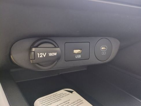 New 2026 Hyundai Elantra Limited FWD image 27