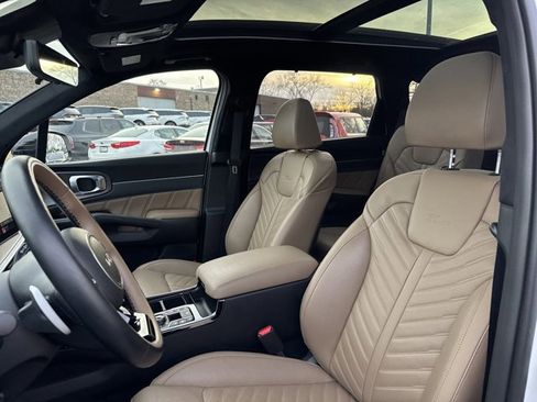 New 2025 Kia Sorento SX Prestige w/ Olive Brown Leather Package image 41