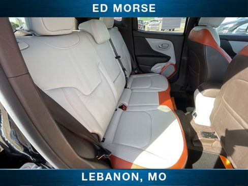 Used 2015 Jeep Renegade Limited AWD/4WD image 24