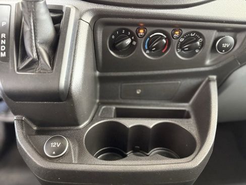 Used 2019 Ford Transit 350 XLT image 25