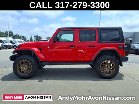 Used 2021 Jeep Wrangler Unlimited Sahara w/ Uconnect 4C Nav & Sound Group AWD/4WD image 5