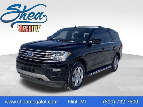 Used 2018 Ford Expedition XLT w/ Equipment Group 202A image 1