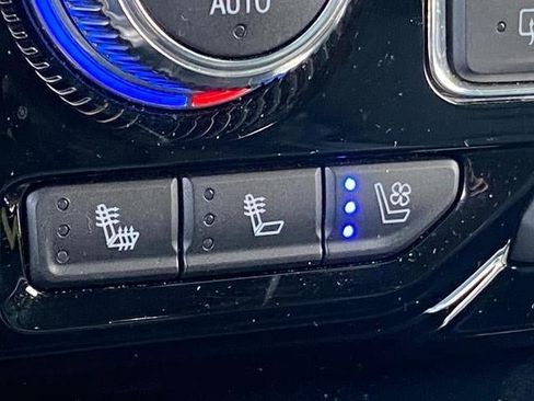 Certified 2022 GMC Yukon Denali image 17