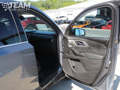 Used 2021 Chevrolet Traverse LT AWD/4WD image 26
