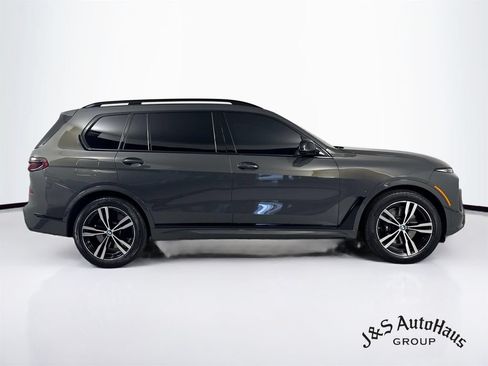 Used 2026 BMW X7 M60i w/ Executive Package AWD/4WD image 8