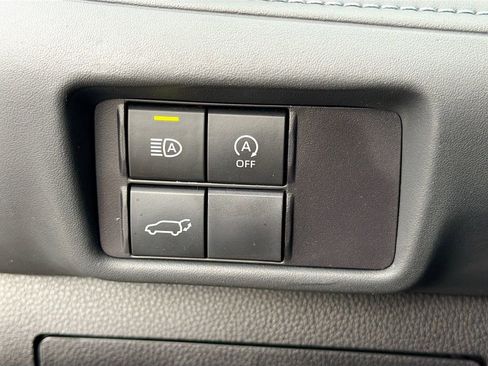 Used 2023 Toyota Highlander XSE image 39