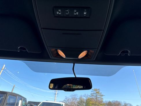 Used 2015 Dodge Grand Caravan SXT w/ Blacktop Package image 24