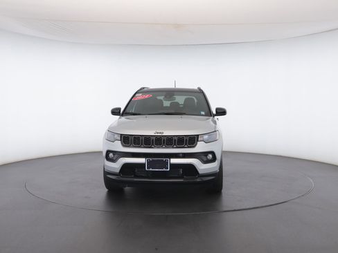 Used 2024 Jeep Compass Latitude w/ Sun and Sound Group image 42