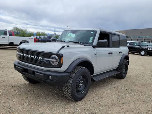 New 2026 Ford Bronco Outer Banks AWD/4WD image 7