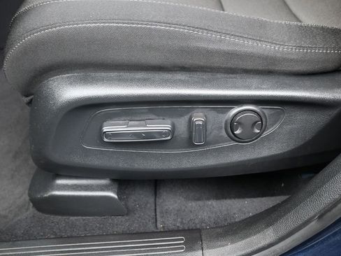 Certified 2023 Honda CR-V EX image 17