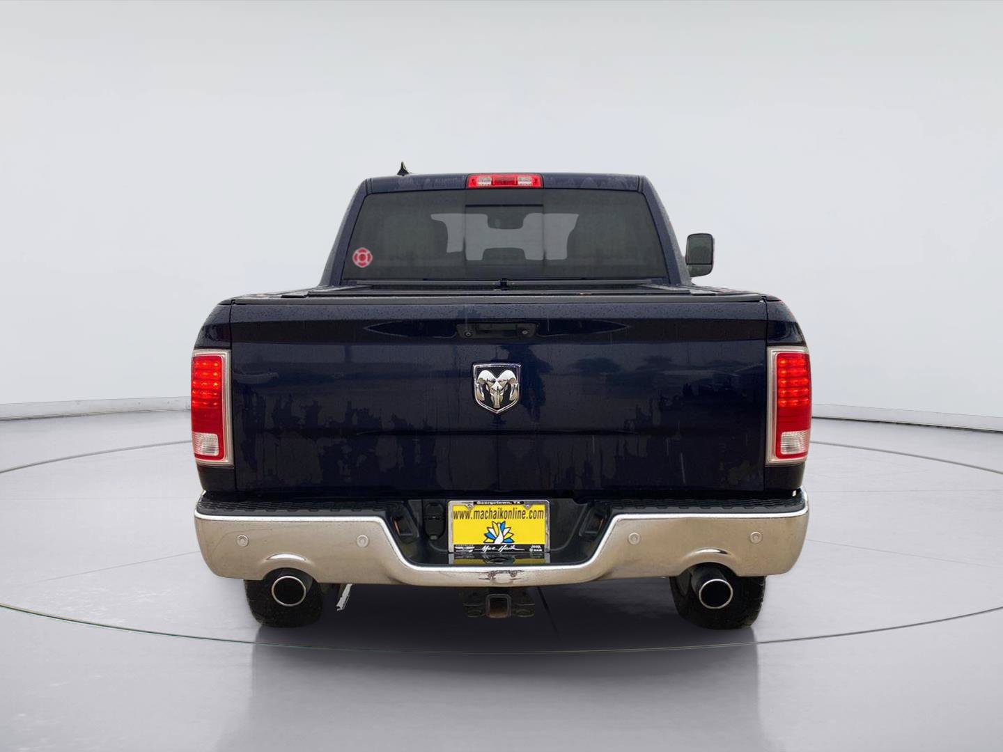 Used 2016 RAM 1500 Laramie w/ Convenience Group AWD/4WD image 4