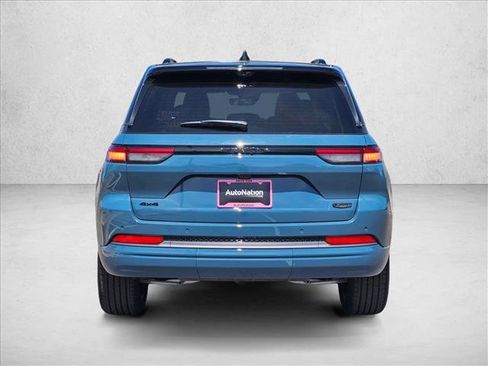 New 2026 Jeep Grand Cherokee Summit w/ Obsidian Package AWD/4WD image 8