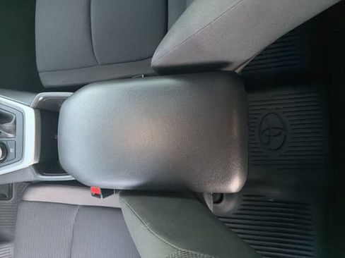 Certified 2025 Toyota RAV4 LE AWD/4WD image 24