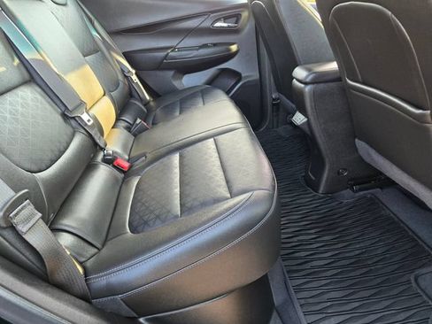 Used 2023 Chevrolet Bolt LT w/ Infotainment Package FWD image 14