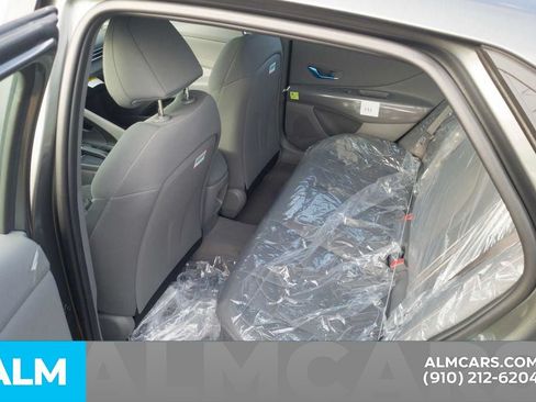 Certified 2025 Hyundai Elantra Sport FWD image 16
