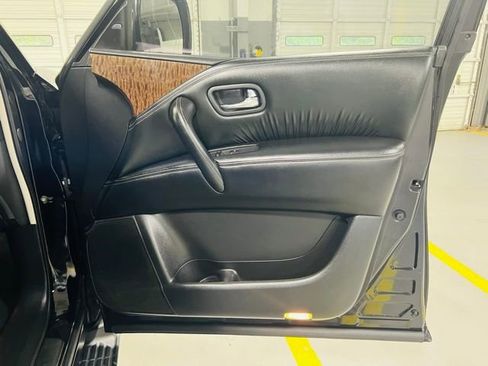 Used 2020 Nissan Armada SL w/ Premium Package RWD image 38