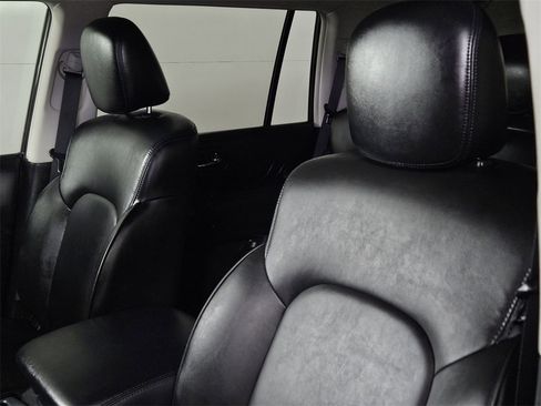 Used 2021 Nissan Armada SV w/ SV Appearance Package image 23