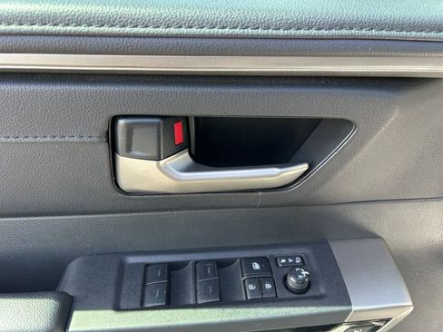 Used 2025 Toyota Tundra Limited image 4