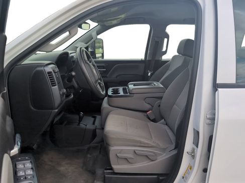 Used 2017 Chevrolet Silverado 3500 W/T AWD/4WD image 8