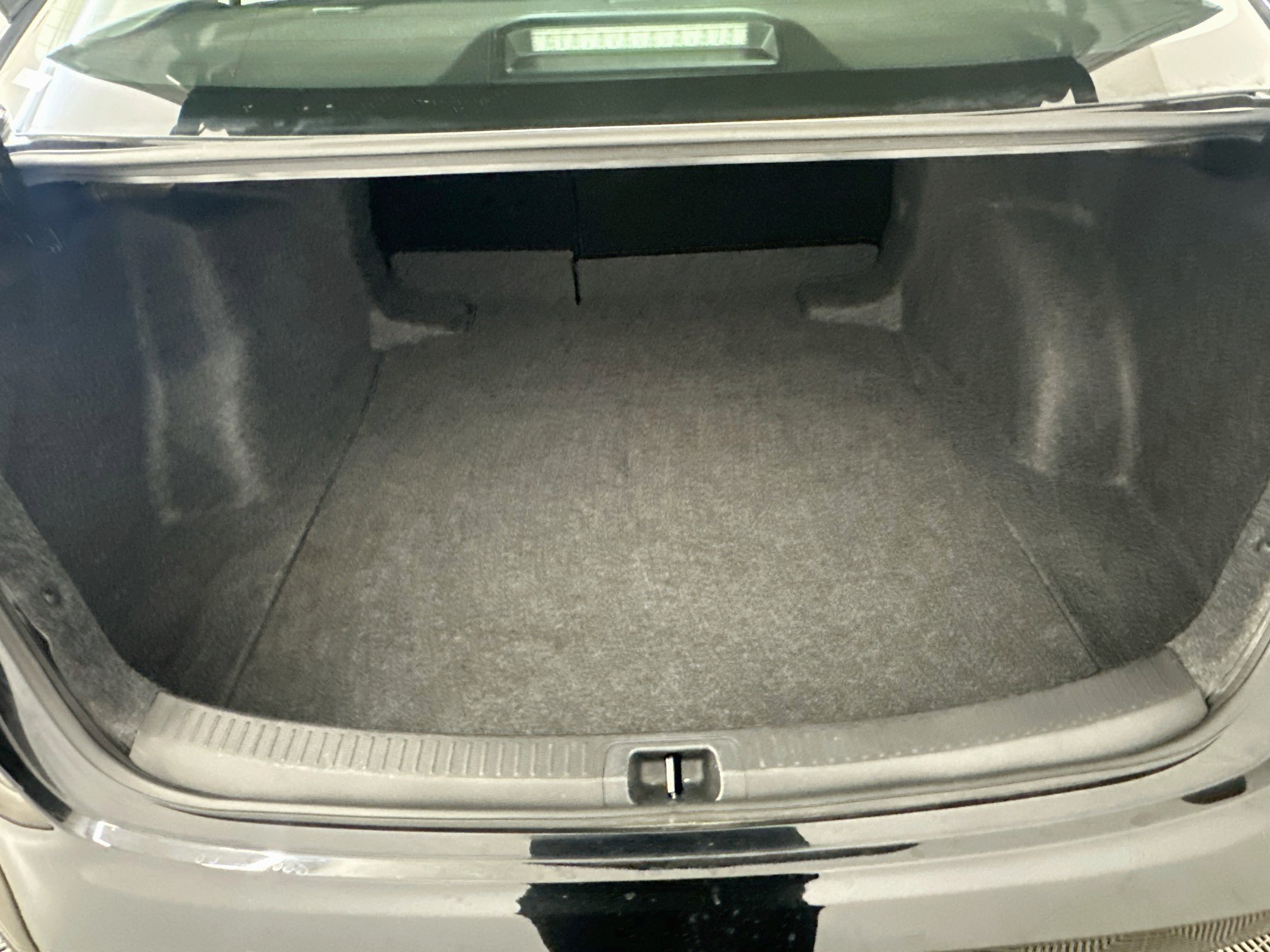 Used 2026 Toyota Corolla LE FWD image 30