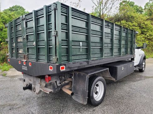 Used 2017 RAM 5500 Tradesman w/ Payload Upgrade Package RWD image 6