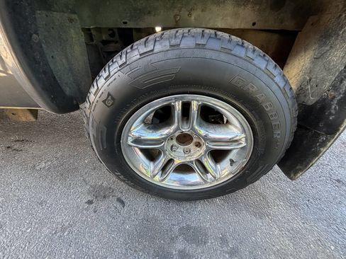 Used 2004 Dodge Dakota SLT w/ Chrome Appearance Group image 11