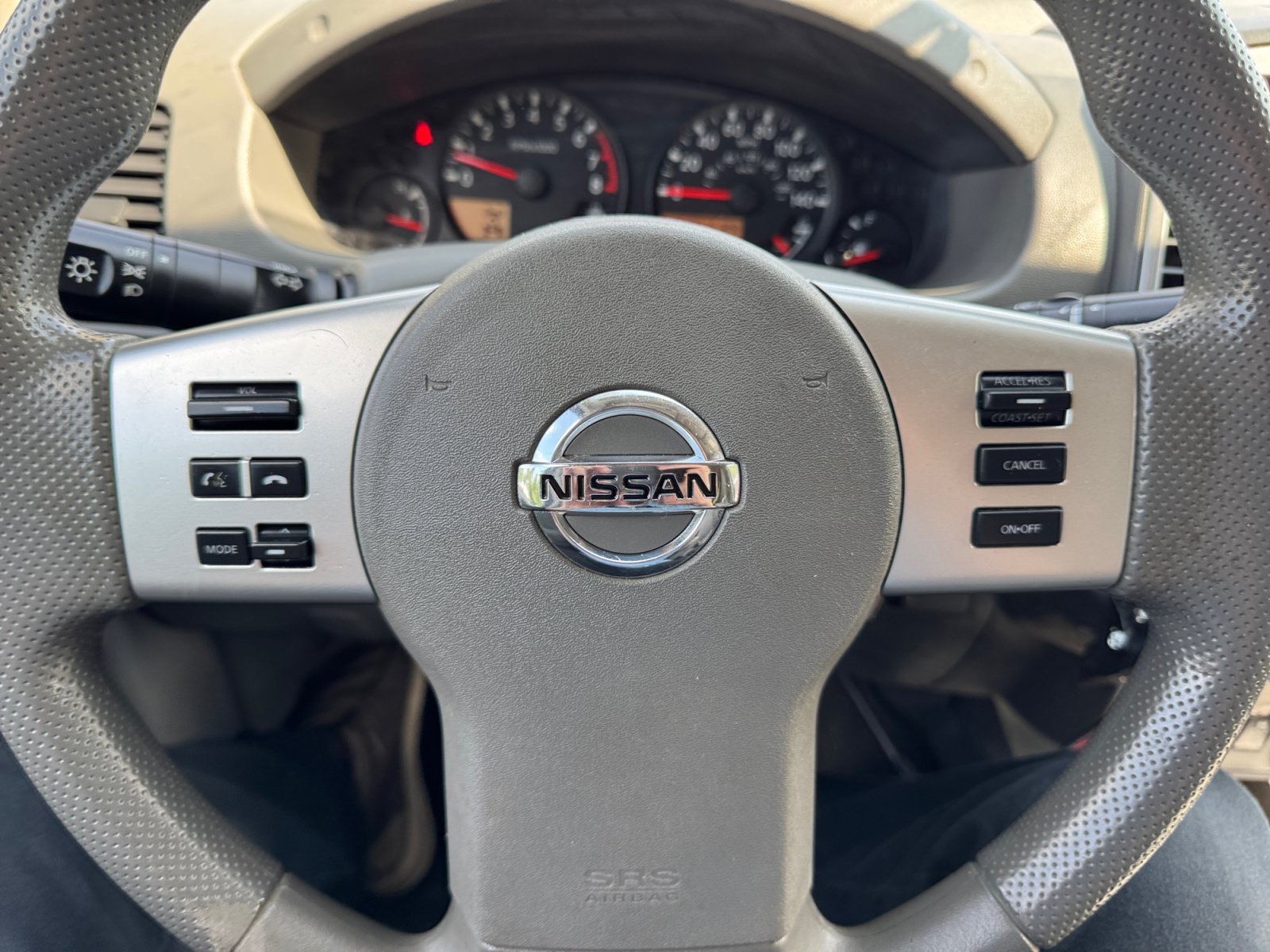 Used 2019 Nissan Frontier SV AWD/4WD image 14