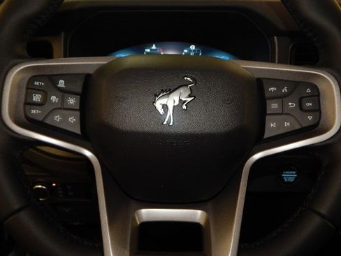 New 2025 Ford Bronco Badlands image 30