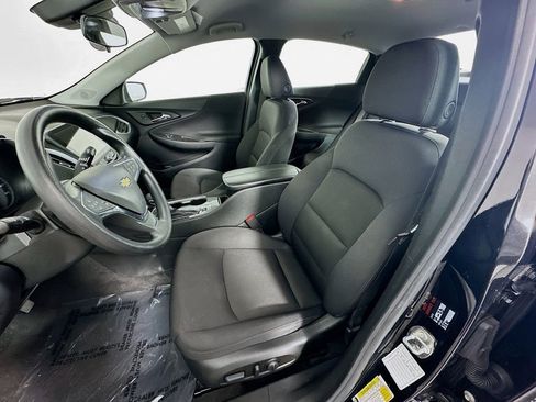 Used 2024 Chevrolet Malibu LT image 28
