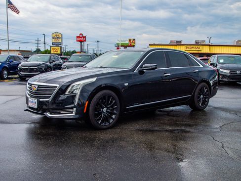 Used 2018 Cadillac CT6 Luxury AWD/4WD image 3