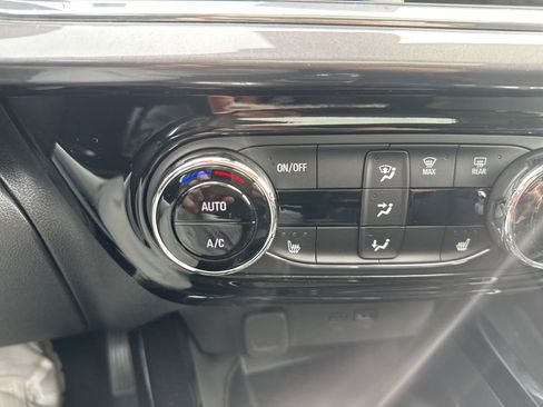 New 2026 Chevrolet Trax ACTIV FWD image 16