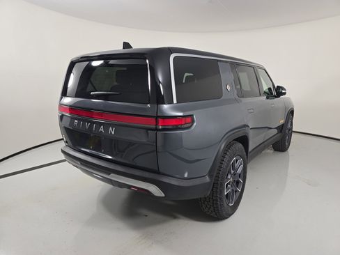 Used 2024 Rivian R1S Adventure image 5