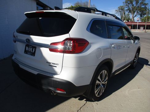 Used 2020 Subaru Ascent Limited w/ Technology Package AWD/4WD image 7