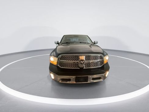 Used 2017 RAM 1500 Laramie RWD image 3