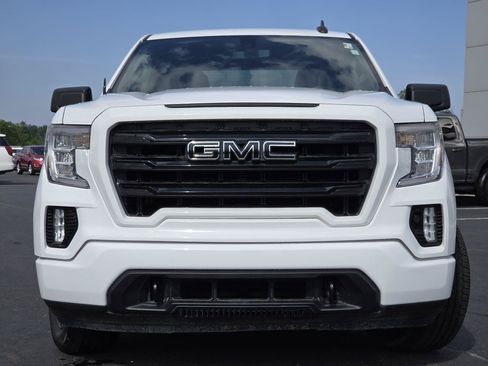 Used 2022 GMC Sierra 1500 Elevation w/ LPO, Elevation Black Package AWD/4WD image 10