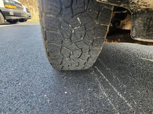 Used 2013 Ford F150 XL w/ Mid Equipment Group image 23